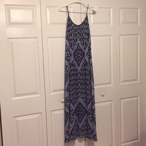 Beautiful blue geometric pattern maxi dress